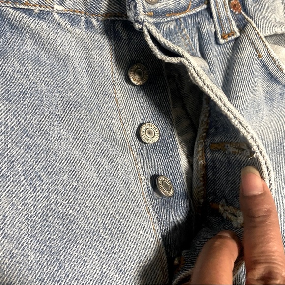 LIKE NEW RE/DONE MID RISE WIDE LEG CROP JEANS - SIZE 27 - Picture 6 of 15